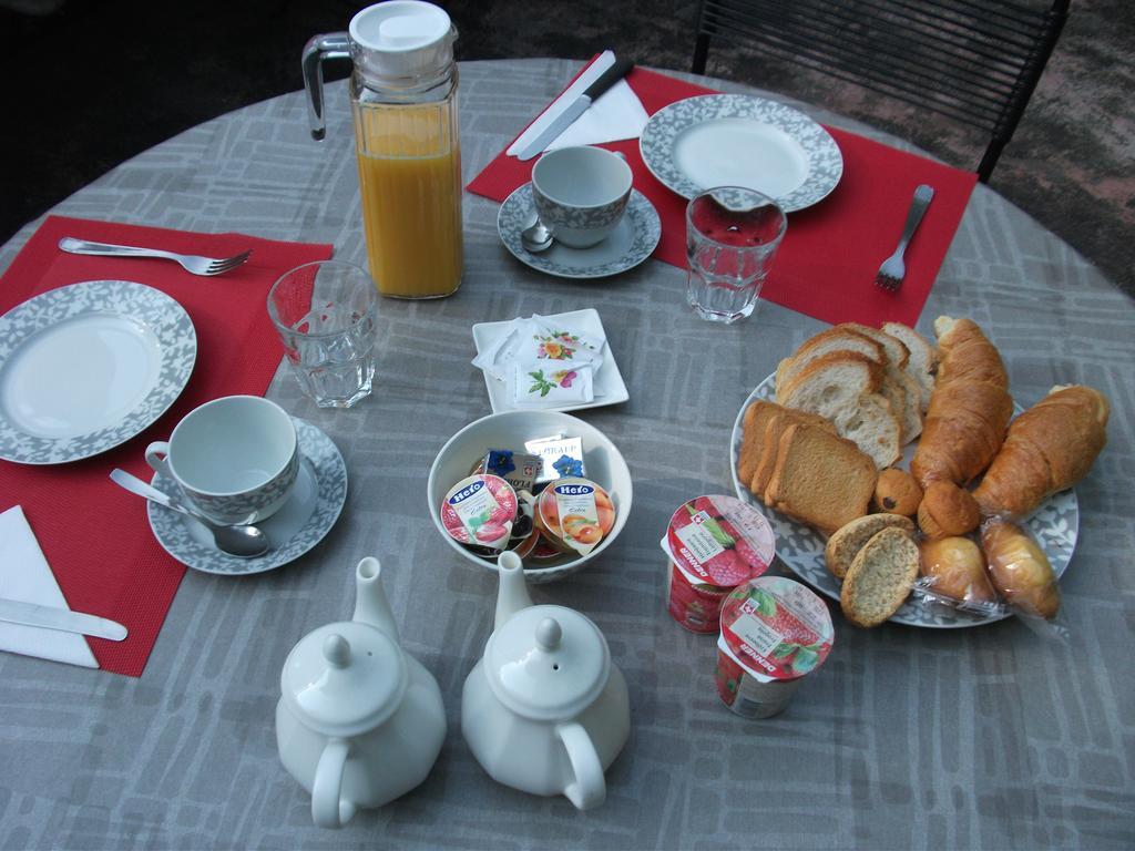 Bed and Breakfast Grotto Pergola Giornico Exterior foto