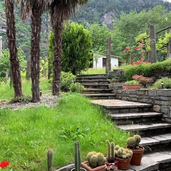 Bed and Breakfast Grotto Pergola Giornico Exterior foto